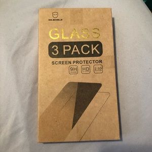 *FREE* 3 pack iPhone 6/6s screen protector